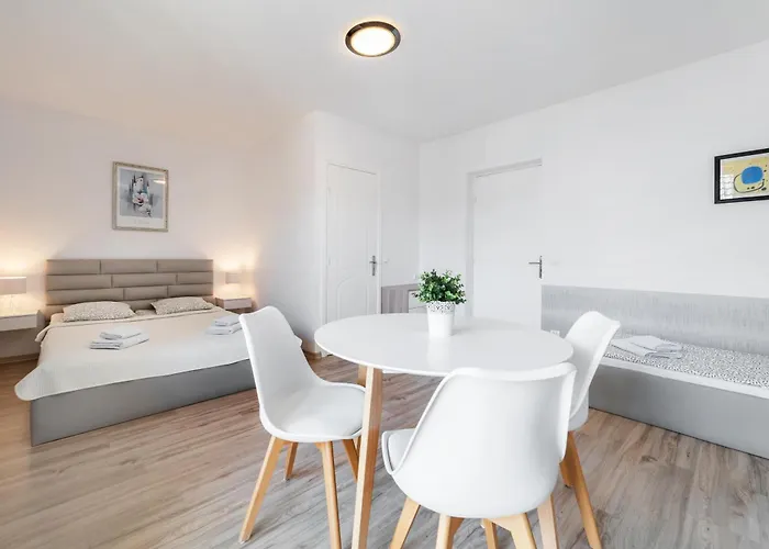 בית אירוח Mario - יאסטארניה